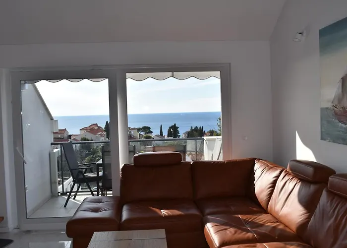 Marlin Blue アパート